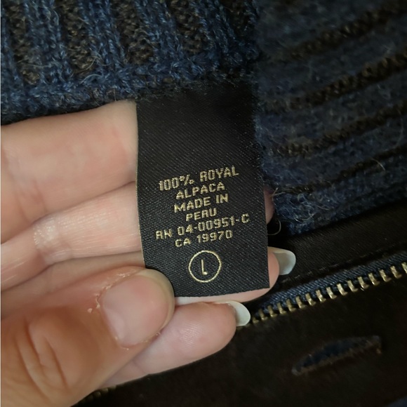 Peru Unlimited Alpaca Sweater Large - Picture 6 of 6